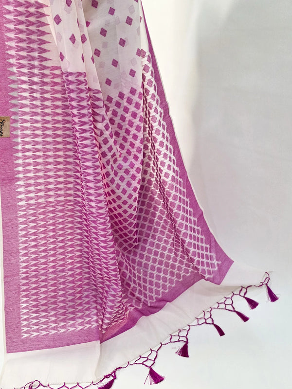Jamdani White Pink Cotton Saree