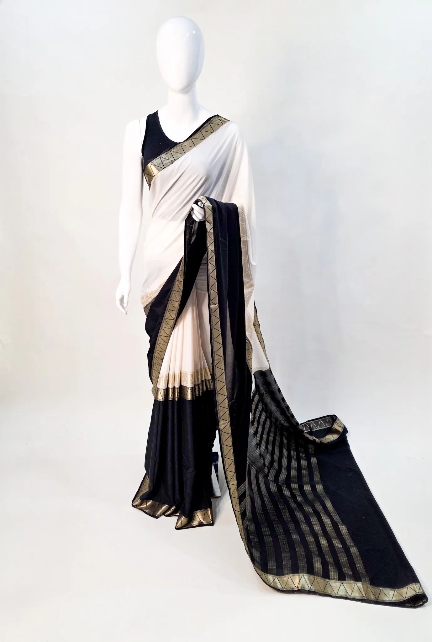Semi Mysore Crepe- Black and White