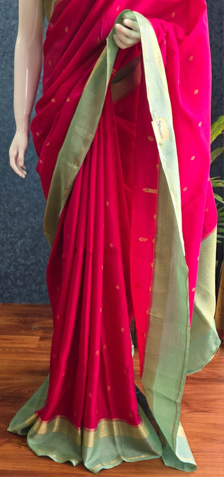Munga Silk Contrast Butta - Pink Green