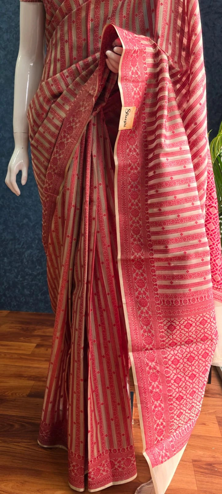 Premium Banarasi Tissue - Red stripes