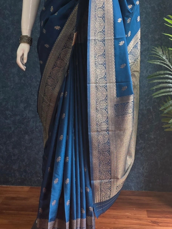 Pani Self Red Semi Silk Saree