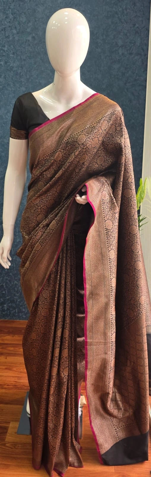 Brocade Banarasi - black