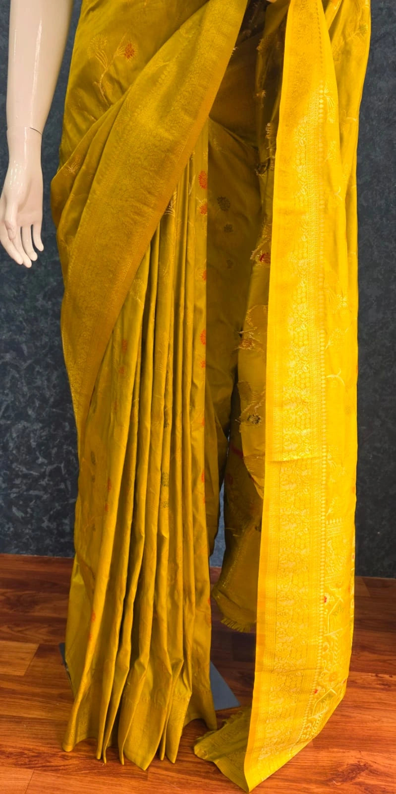 Banarasi Dola Silk Jungla mustard