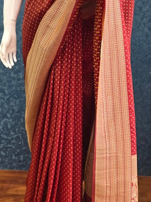 Small Butta Gorgette Crepe Saree