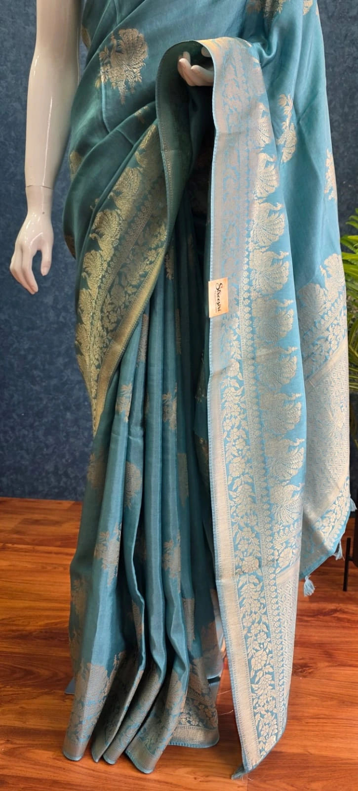 Semi Silk Light Ice Blue  Gold