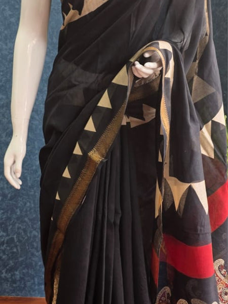 Triangle Black Cream Maheshwari Silk Saree