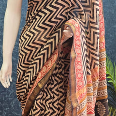 Zigzag Black Cream Maheshwari Silk Saree